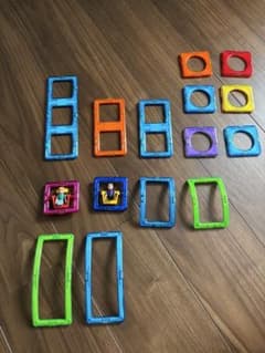 マグフォーマー　人形付きセットのサムネイル