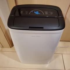 除湿機 AND-DECO　高性能コンプレッサー式　たのメル便 除湿機 AND-DECO 高性能コンプレッサー式 たのメル便 - メルカリ