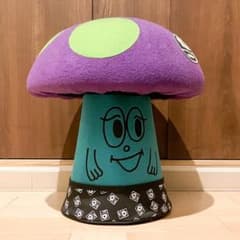 激レア　マジカルモッシュミスフィッツ　コラボ　キノコ椅子　マジカルキノコイス マジカルモッシュミスフィッツ YAN☆YAN MxMxM マジカルキノコイス