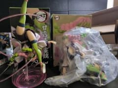 鬼滅の刃 甘露寺蜜璃 フィギュア 2点セット(右側未開封)のサムネイル