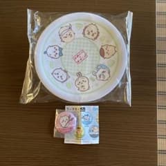 ちいかわ キャラクター皿とバッジセットのサムネイル
