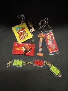ガチャガチャ ミニチュア 食品 キーホルダーのサムネイル
