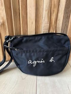 agnis b. ブラックショルダーバッグ