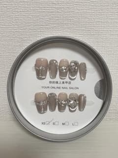 ネイルチップ　10個セットのサムネイル