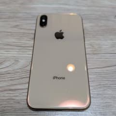 iPhone XS 64GB (ドコモ) SIMロックあり 画面傷ありのサムネイル