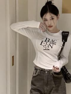 SHEIN Tシャツのサムネイル