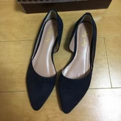 ポインテッドトゥヒールパンプス 24センチのサムネイル