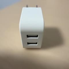 USB充電器 2ポート 2.4Aのサムネイル