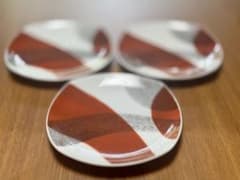 昭和レトロ インパクトのある柄のプレート 3枚セットのサムネイル