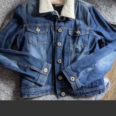 お値下げ中‼️フローヴ　ボア付き　デニムジャケットのサムネイル