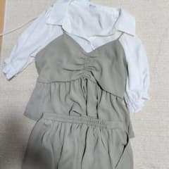 お洋服4点セットのサムネイル