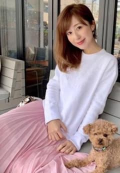 美香さん着用　春色　ミラオーウェン　プリーツスカートのサムネイル