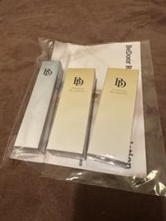 新品未使用BeDoorパーフェクトクリーム 1個＆リキッドファンデーション