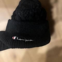 Champion バイザー付きニット帽 黒のサムネイル