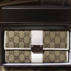 【良品・正規品】GUCCI レディース 長財布のサムネイル