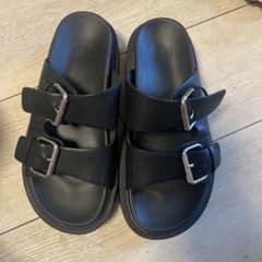 H&M 厚底サンダル ブラック 35サイズのサムネイル