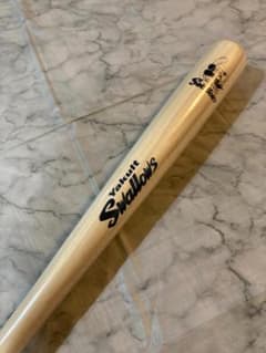 東京ヤクルトスワローズ ロゴ入りバット - メルカリ