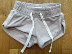JAMIE KAY ショートパンツ ライトパープルのサムネイル