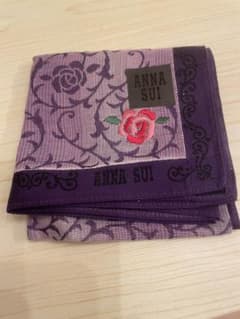 新品未使用　ANNA SUI バラ柄　ハンカチのサムネイル
