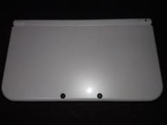 New Nintendo 3DS LL 本体 ホワイト　外箱・保証証付きのサムネイル