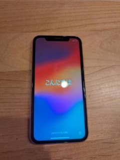 Apple iPhone XR 128GB　コーラル　ケースつきのサムネイル