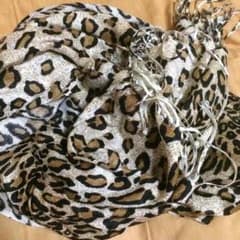ヒョウ柄 マフラーのサムネイル