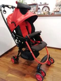 GRACO グレコ シティーライトR軽量♡レッドのサムネイル