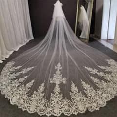 ウェディングベール 刺繍入り ロングトレインのサムネイル