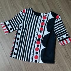 今日までマリメッコトップスのサムネイル
