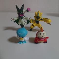 ポケモン モンコレフィギュア 4体セット+おまけのサムネイル