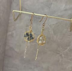 ハンドメイド ピアスのサムネイル