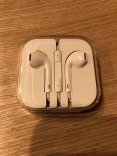 iPhoneイヤホン 純正のサムネイル
