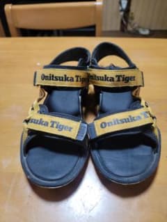 Onitsuka Tiger スポーツサンダル 黒/黄色