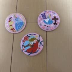 ディズニー刺繍缶バッジのサムネイル