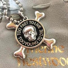 【はっぴーはっぴー様専用】Vivienne Westwood ネックレスのサムネイル