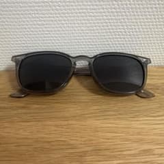 ウェリントン型 サングラス クリアグレーのサムネイル