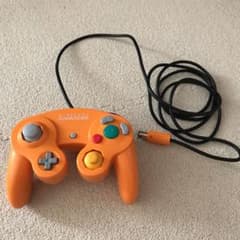 ゲームキューブ　コントローラーのサムネイル