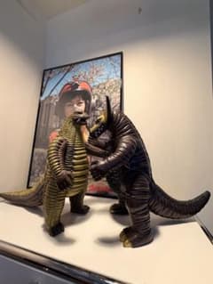 当時物 1984年 バンダイゴモラ レッドキング特大ソフビ約40cm 2体セット 当時物 1984年 バンダイゴモラ レッドキング特大ソフビ約40cm 2体