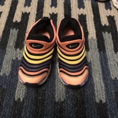 NIKE ダイナモフリー　19㎝のサムネイル
