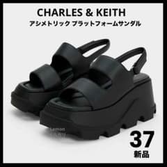 CHARLES & KEITH アシメトリック プラットフォームサンダル 新品