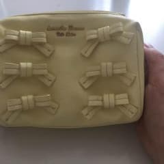サマンサタバサ ポーチのサムネイル