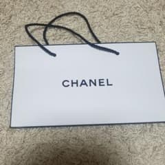 CHANELのサムネイル
