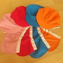あ―ちゃん様専用 カラ―帽子 ２種類セット売りのサムネイル