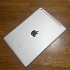 iPad Air 16GB セルラー au 割れなし シルバー A1475 - メルカリ