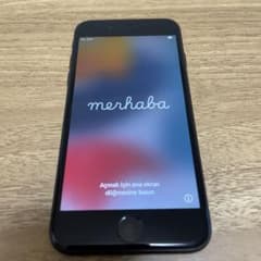 【激安】iPhone 7 Black 32 GB SIMフリーのサムネイル
