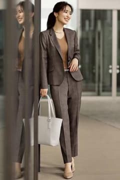 Aoki ブラウン　パンツスーツ　5号 2wayストレッチ クロップドパンツ 茶 セットアップ着用可【AOKI