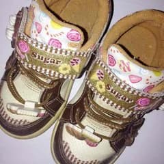 キッズスニーカーのサムネイル