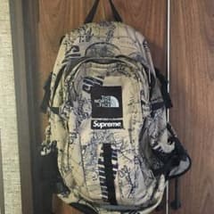 売り切り！！supreme northfaceのサムネイル