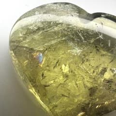 【一点物】虹入り✨ シトリン ハート ✩.*˚天然石× インテリア 虹入り！天然石シトリンのハート - メルカリ