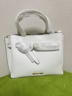 新品 MICHAEL KORS EMILIA SM SATCHEL ホワイト | Mercari